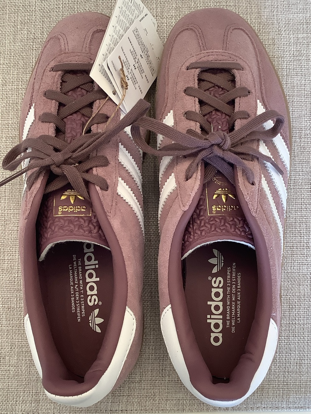adidas Women’s Gazelle Sneakers in Shadow Fig, size 7.5 - Picture 6 of 10